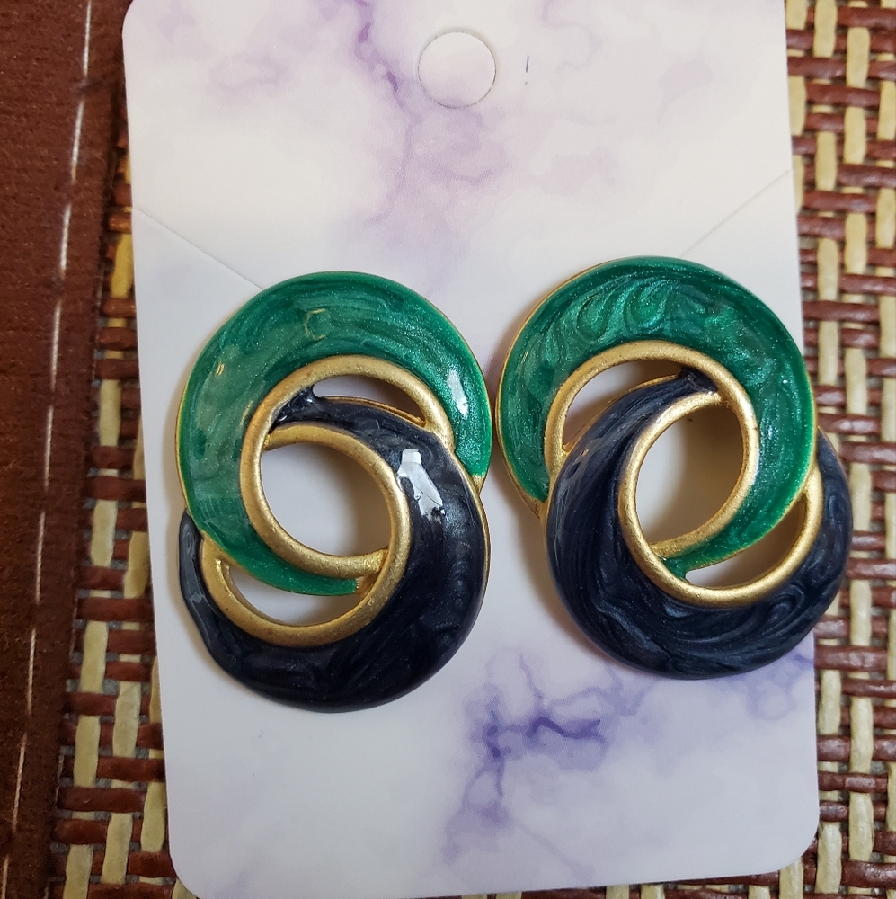 Don Lin Vintage Swirl Earrings